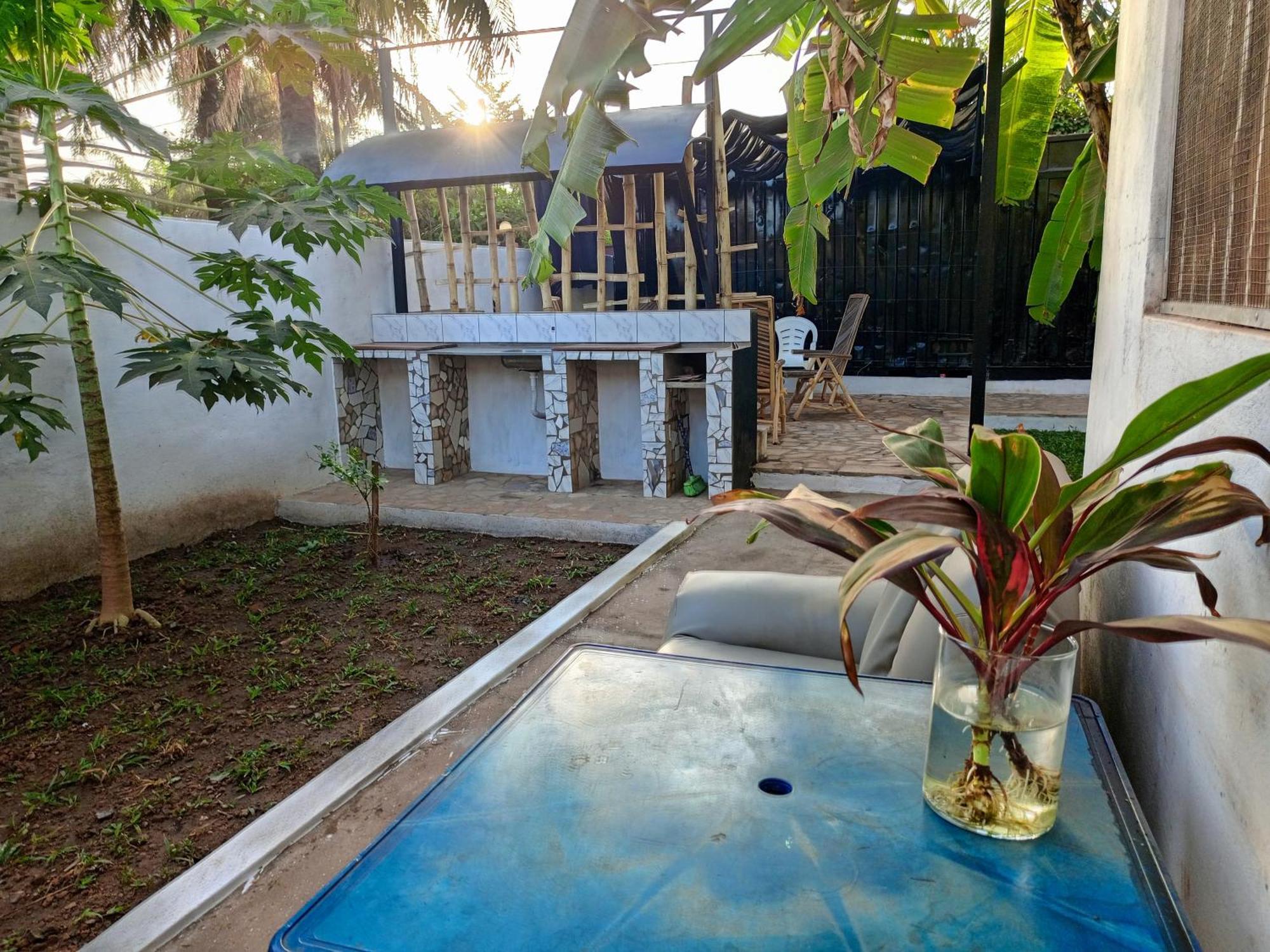 Casa Cacheu Homestay Guest House Bissau Exterior photo